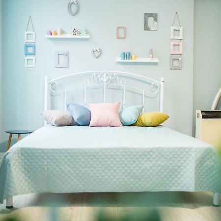 Romantic Apartment In The Center Of Old 리비프 외부 사진