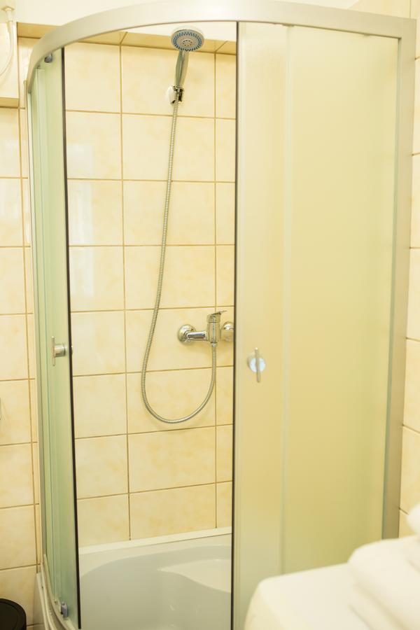 Romantic Apartment In The Center Of Old 리비프 외부 사진